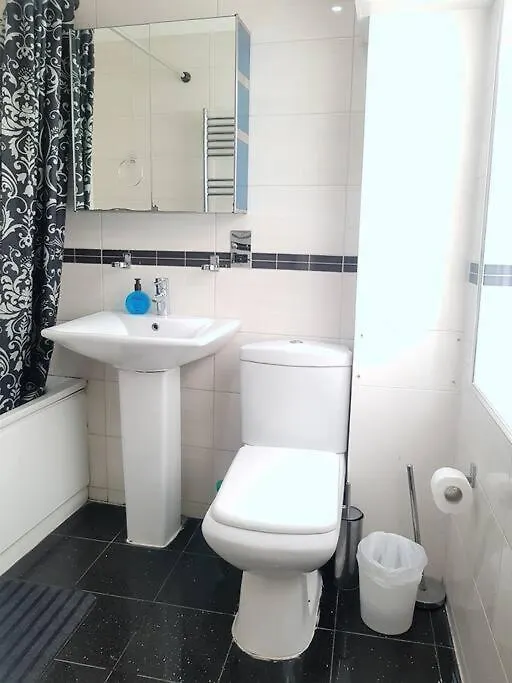 Cosy Studio Flat In Great Locationin London